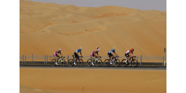 Jasper Philipsen schlägt das Rudel, um zu gewinnen