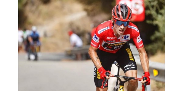 Primoz Roglic hat einen Crash ruhig gemeistert