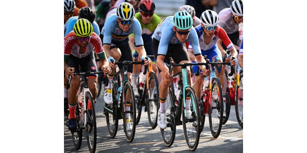 Richard Carapaz gewinnt die Goldmedaille