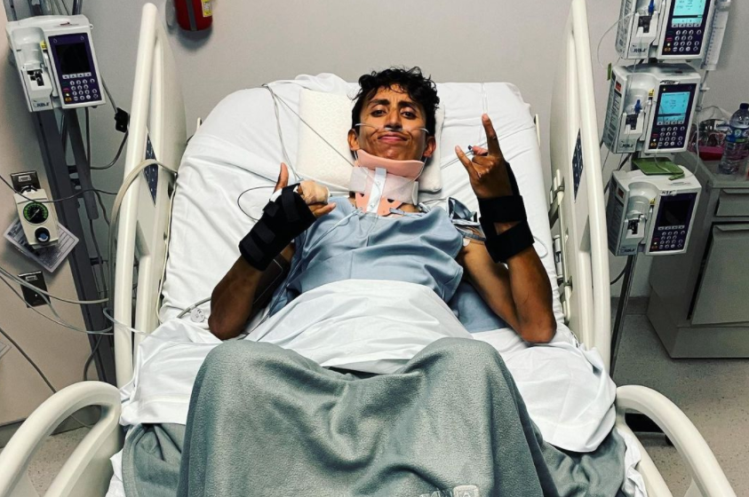 Egan Bernal stürzte während des Trainings in einen Bus, erlitt mehrere Brüche und ist jetzt in besserer Verfassung