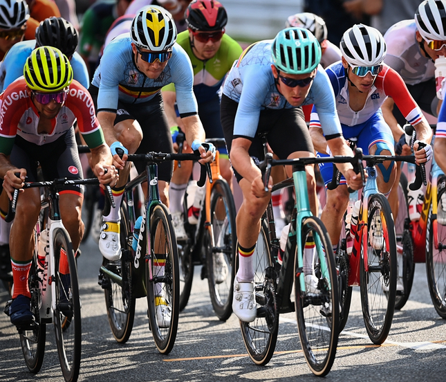 Richard Carapaz gewinnt die Goldmedaille